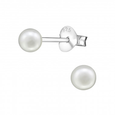 Round - 925 Sterling Silver Pearl Stud Earrings SD15831