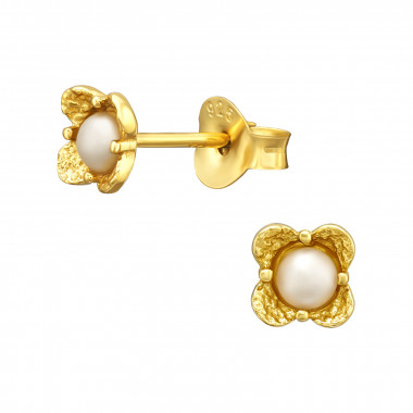 Flower - 925 Sterling Silver Pearl Stud Earrings SD43963